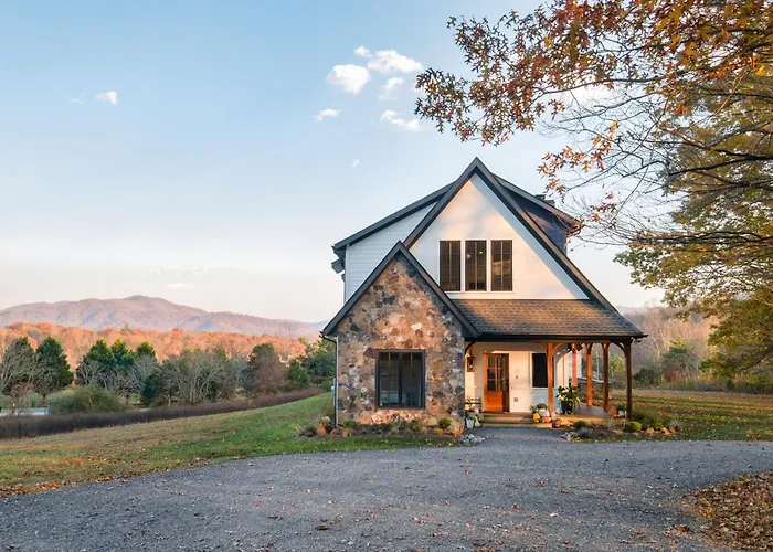 The Indigo House, An Adults Only, Modern Bed And Breakfast For Outdoorsy Humans And Kind Dogs
